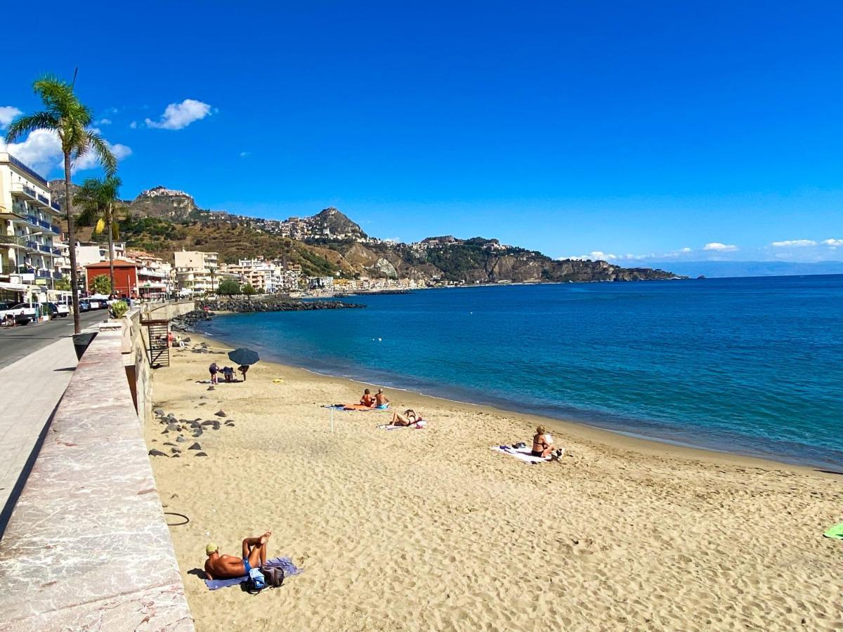 Alpha22 Apartment Giardini Naxos Ngoại thất bức ảnh