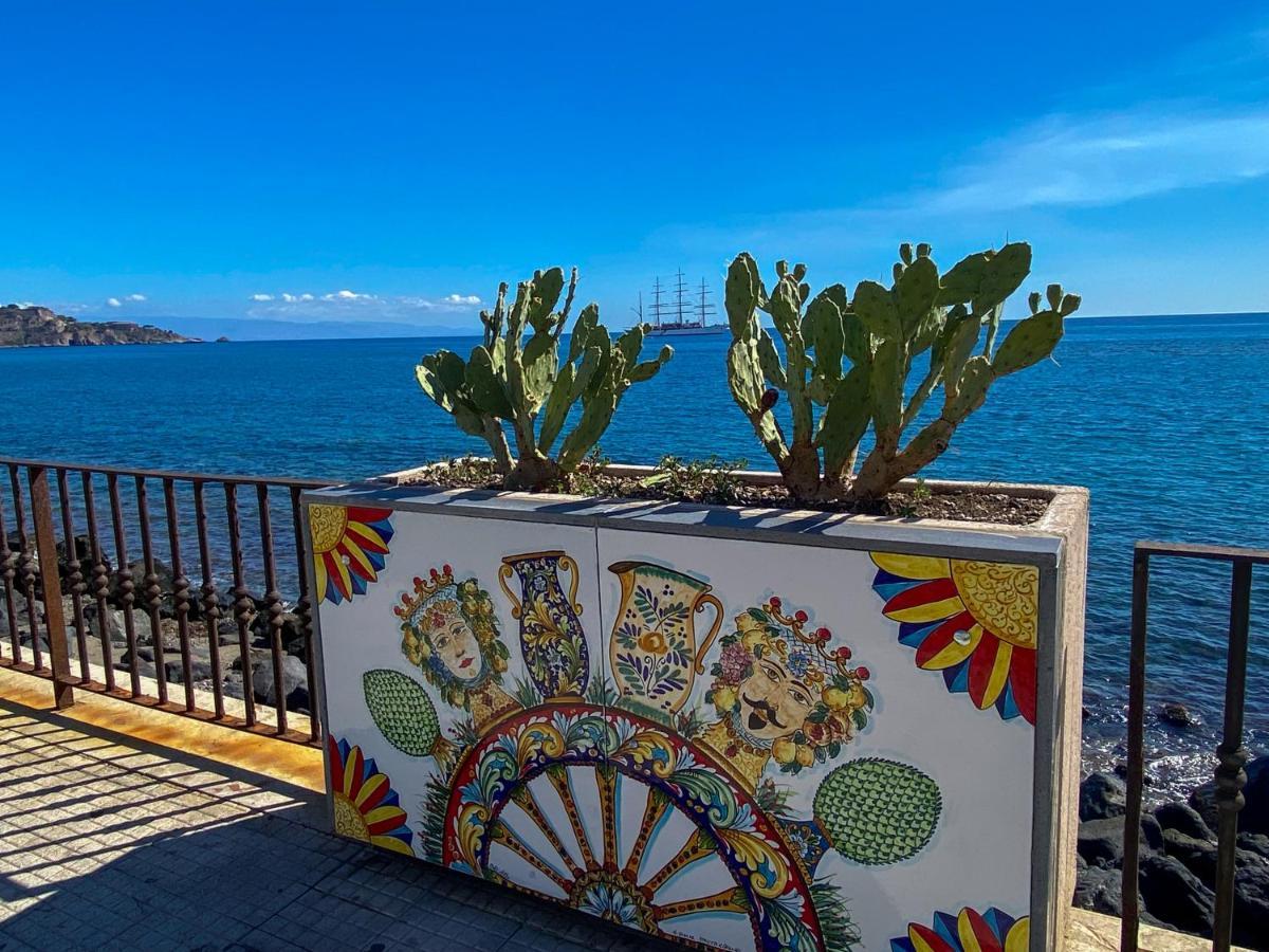 Alpha22 Apartment Giardini Naxos Ngoại thất bức ảnh